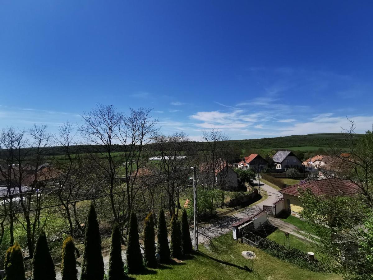 Sokristaly Vendeghaz Hotel Demjén Buitenkant foto